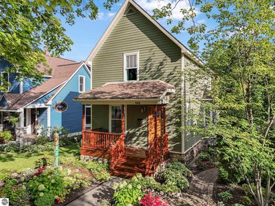 506 W 10th St, Traverse City, MI, 49684