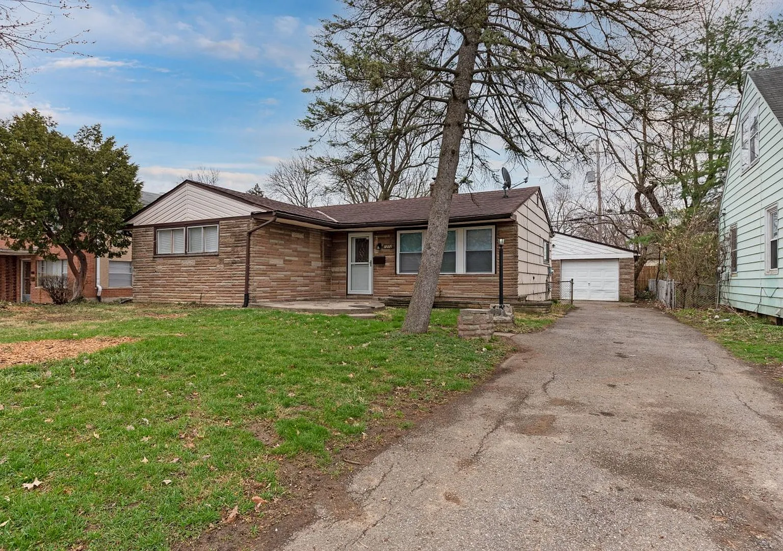 Coming Soon ...... Cozy 3 Bedroom Ranch — Photo 2