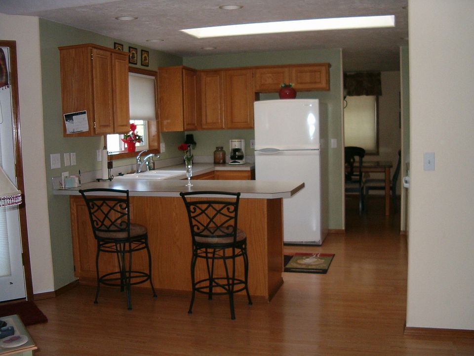 2nd image of 2765 NW 19th Ave