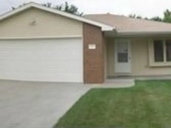 241 Oak St, Syracuse, NE 68446