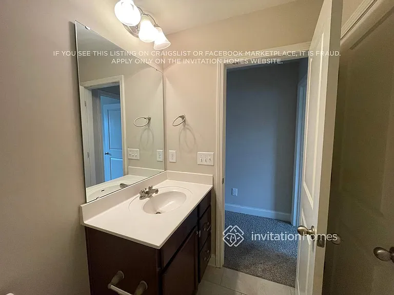 828 Richardson Way — Photo 13