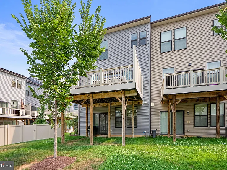 10313 Vista Meadow Way — Photo 27