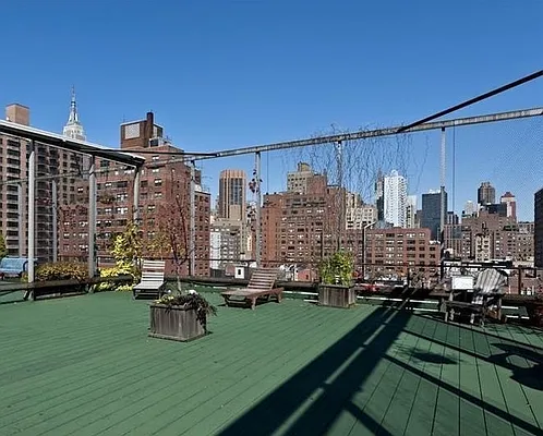 Sold by HomeDax Real Estate | media 6