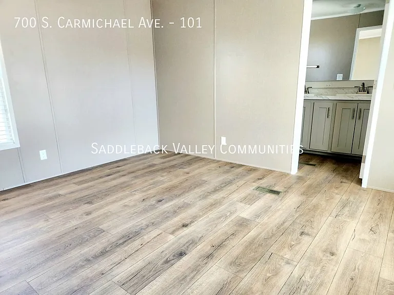 700 S Carmichael Ave #101 — Photo 7