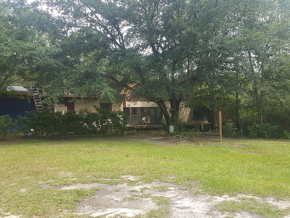 2nd image of 25240 Creek Cv