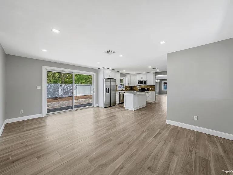 1335 Stony Brook Rd — Photo 16