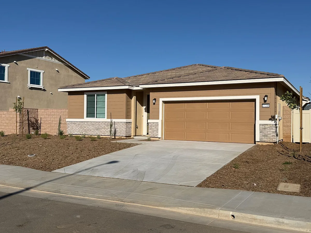 Building Photo - 27218 Pennywhistle Way