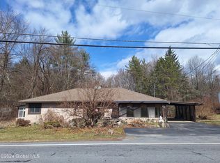 60 Gailor Rd, Gansevoort, NY 12831