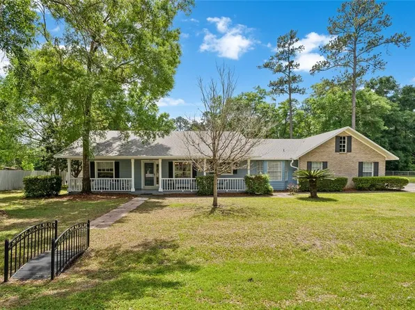 608 NE 10th Blvd, Williston, FL 32696