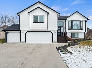 18608 E Lindsay Ln, Greenacres, WA 99016