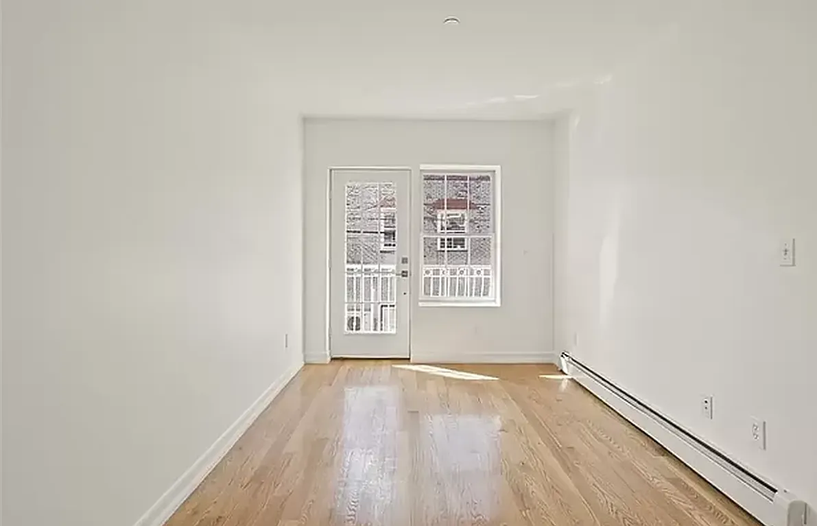252 18th Street — Photo 3