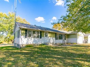 817 Southwood Dr, Sedalia, MO 65301