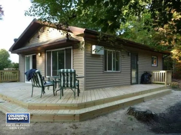 1002 White River Dr, Neshkoro, WI 54960