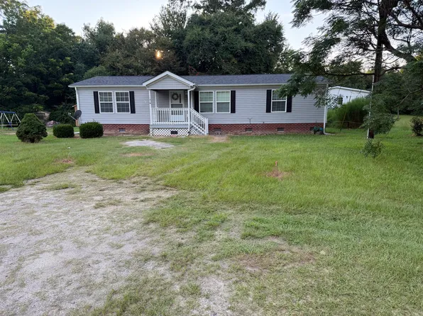 147B Bourbon St, Camden, NC 27921