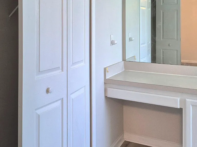 5260 Collins Rd #1501 — Photo 17