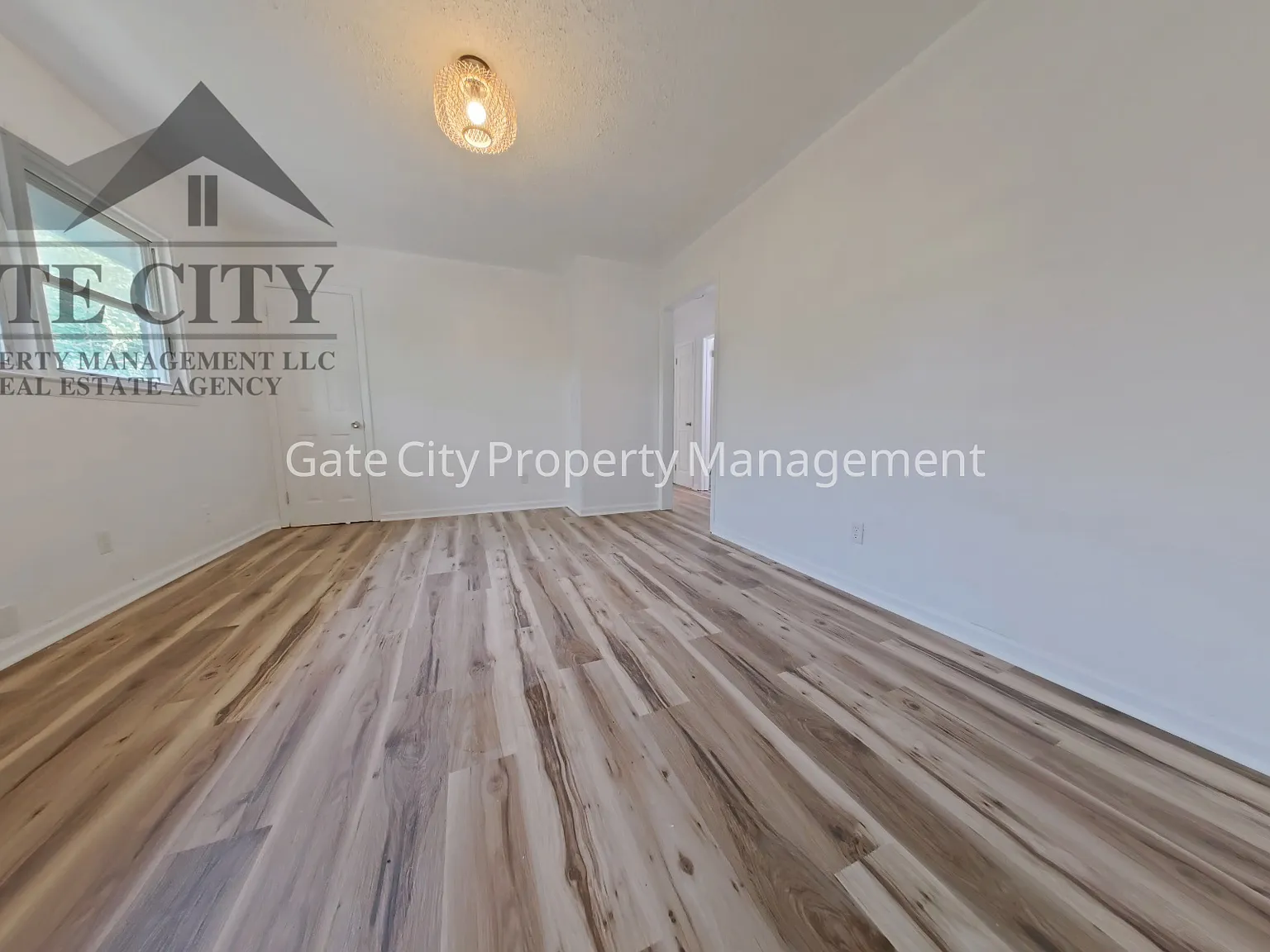 2 bed, $875 — Photo 3