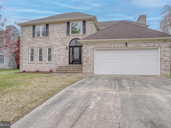 245 Meadow Dr, Dover, DE 19904