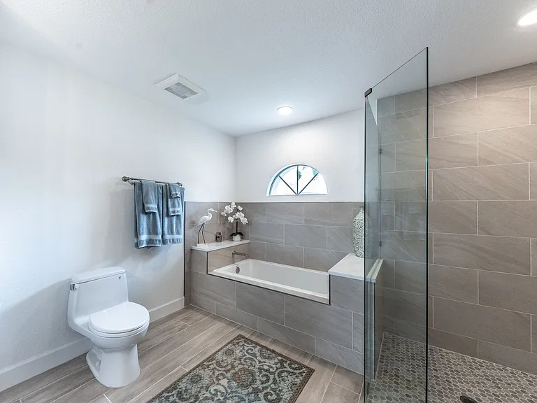 2572 Brazilia Ct — Photo 24