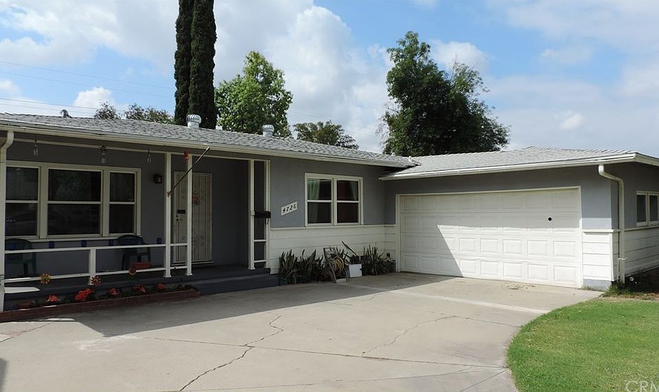 2nd image of 4726 Beatty Dr