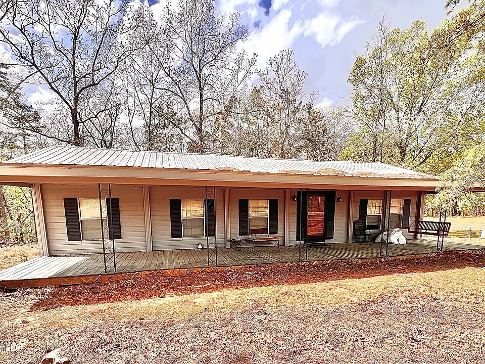 1st image of 3221 Pine Grove Rd