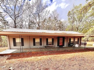 3221 Pine Grove Rd, Blue Mountain, MS 38610