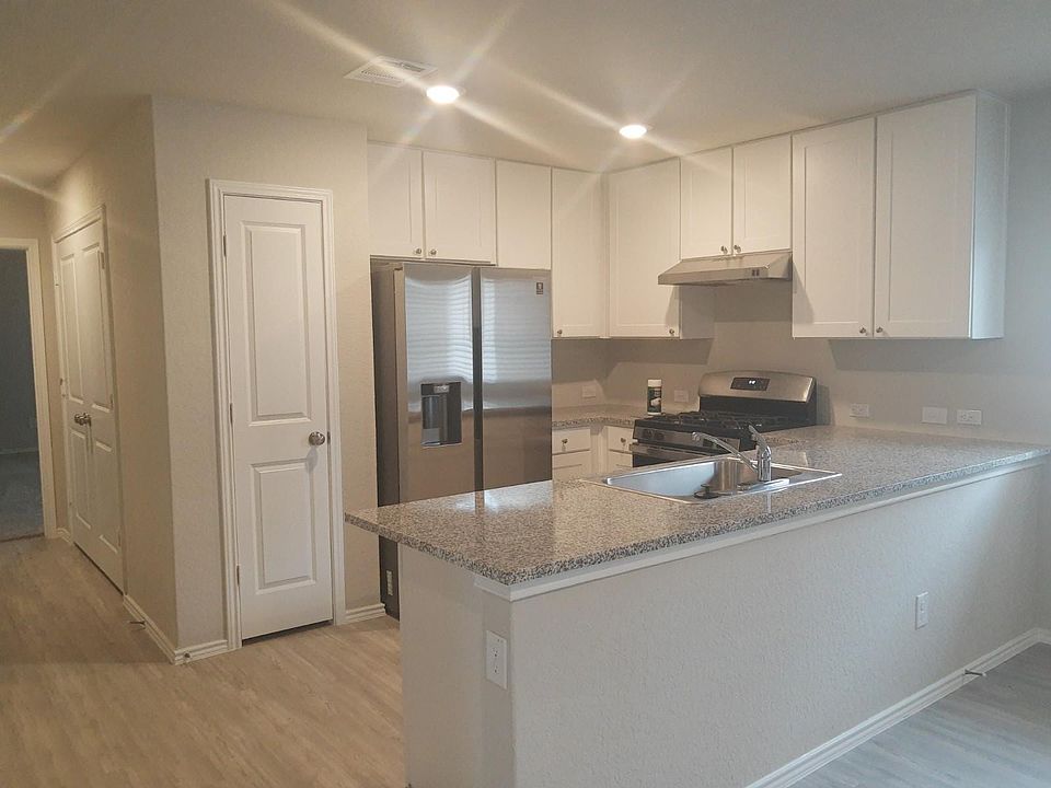 1st image of 13515 Arroyo Seco