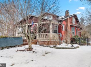 912 Lakeview Ave, Laurel Springs, NJ 08021