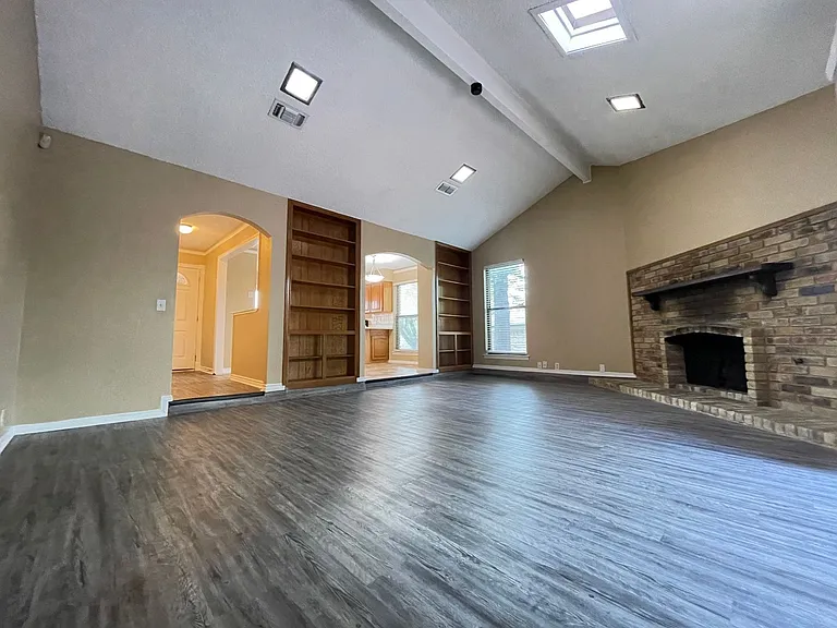 2917 Elsinor Dr — Photo 10