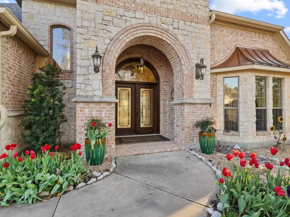 2001 Augusta Ct, Desoto, TX 75115