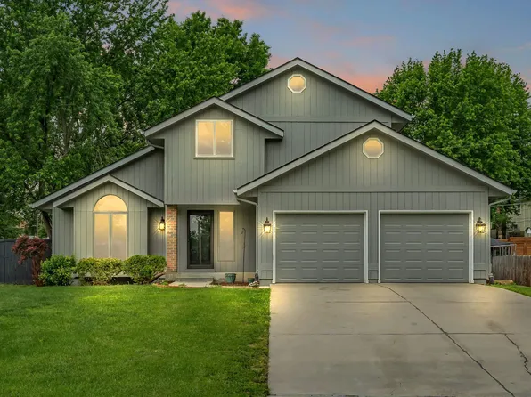 3939 SW Nottingham Rd, Topeka, KS 66610