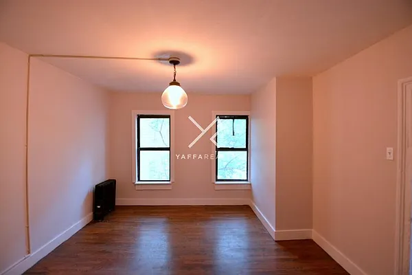 Rented by Yaffa Realty LLC | media 60