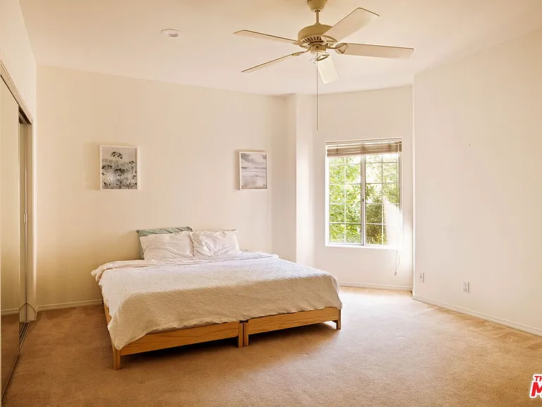 5150 Bellaire Ave — Photo 24