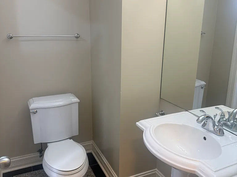2338 W Morse Ave #4A — Photo 18