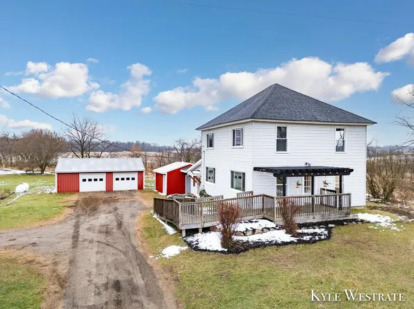 10572 Keim Rd, Freeport, MI 49325