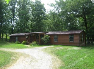 10175 N Puckett Ln, Mount Vernon, IL 62864