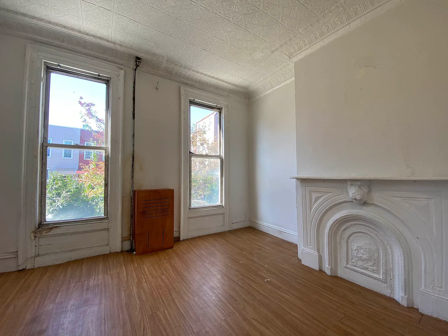 36 Kossuth Place — Photo 3