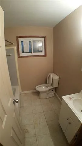 5540 Clayton Ct — Photo 7