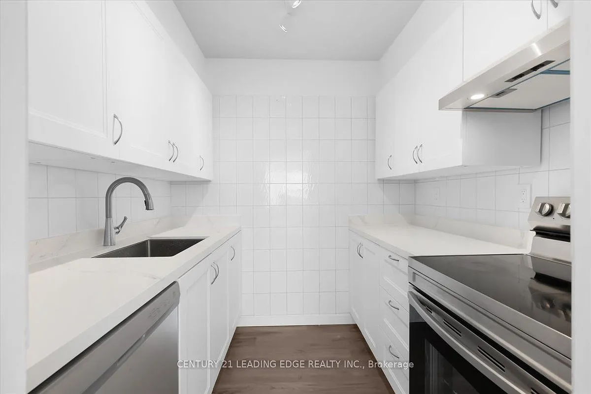 3 bed, $2,650 — Photo 2