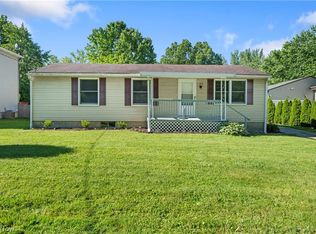 2060 Liberty Rd, Stow, OH 44224
