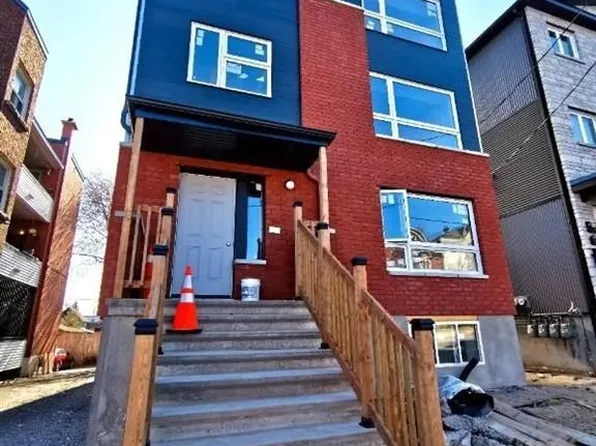 360 Bronson Ave #1, Ottawa, ON K1R 6J3