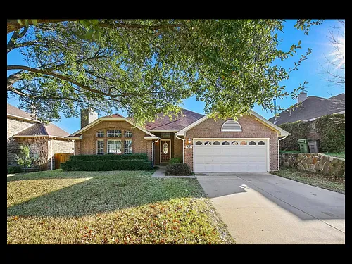 4317 Greenwood Ln Photo 1