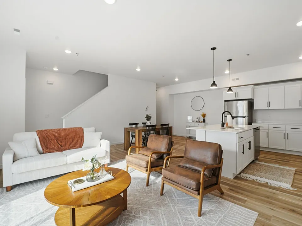 Twin Oaks Apartments
