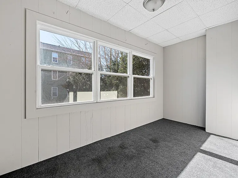 8 Bedford Ave #1 — Photo 17