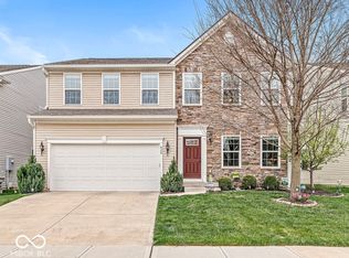 628 Reunion Ln, Greenwood, IN