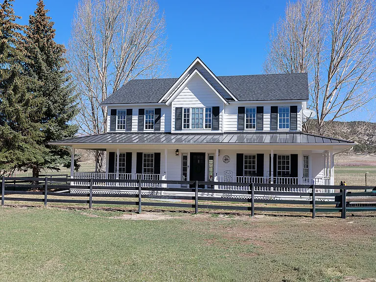 2686 Brush Creek Rd — Photo 3