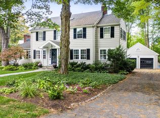 18 Berkshire Rd, Wellesley, MA 02481