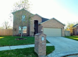 1860 Redwood Ln, Dayton, TX 77535