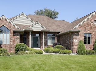 127 Barrington Cir, Battle Creek, MI 49015