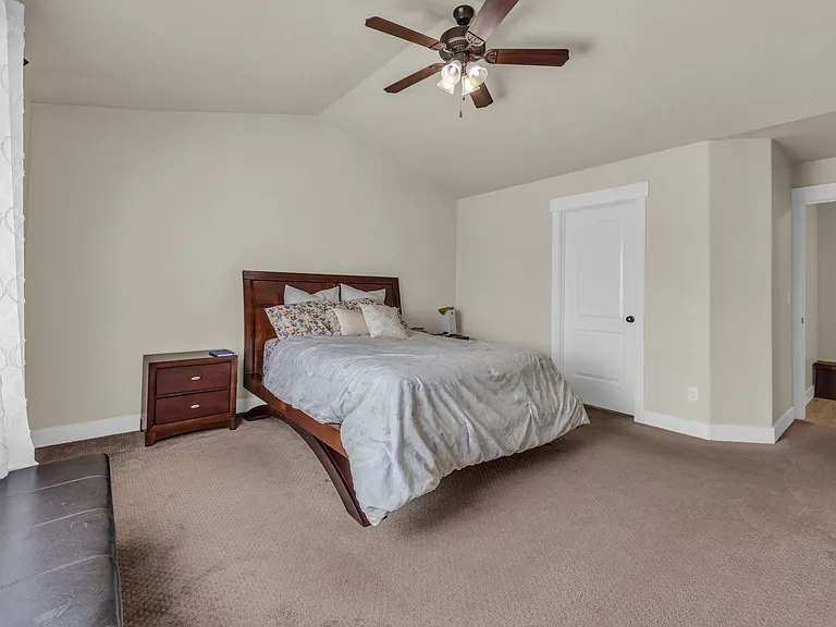 11176 S Shilling Ave — Photo 3