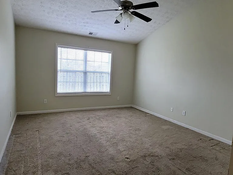 5603 Collington Ct — Photo 33
